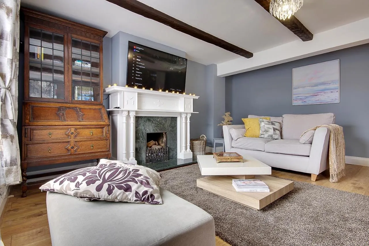 10 Westgate Street Southampton Villa