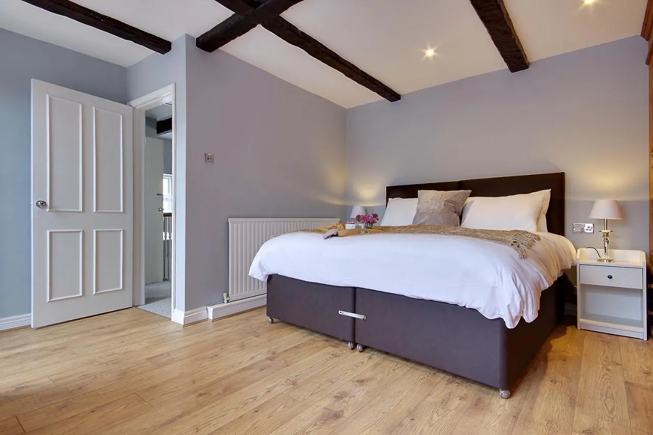 10 Westgate Street Southampton Villa