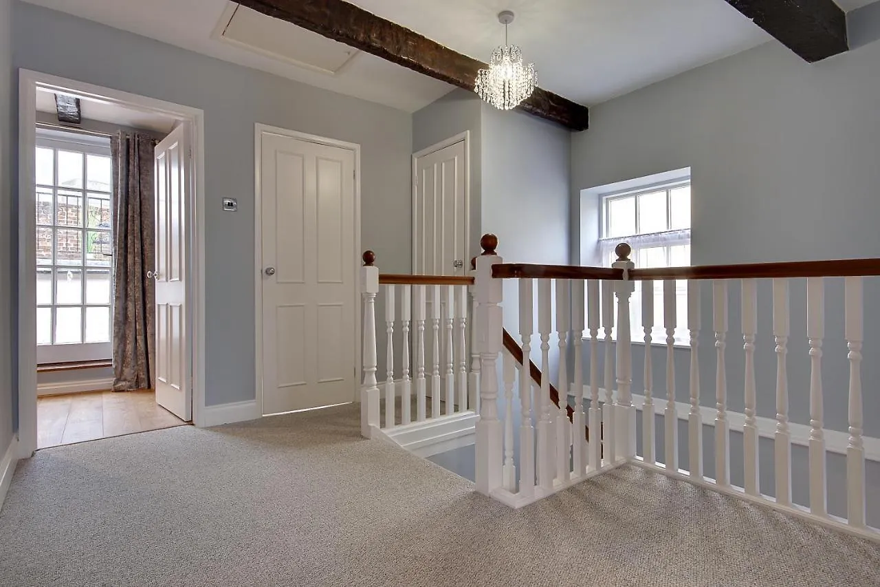 10 Westgate Street Southampton Villa United Kingdom